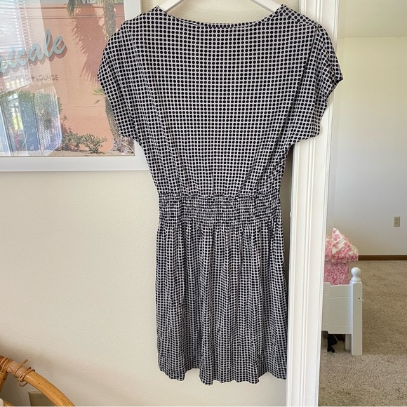Tory Burch 100% Silk Polka Dot Short Sleeve Mini Dress in Size Small - Picture 6 of 6